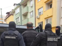 19 задържани при акция срещу канал за мигранти: тайници в камиони и квартири в София